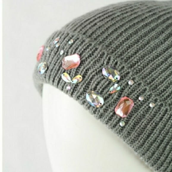 🔥SALE!🔥💥NEW!💥JEWELED BEANIE💥 - Picture 4 of 6